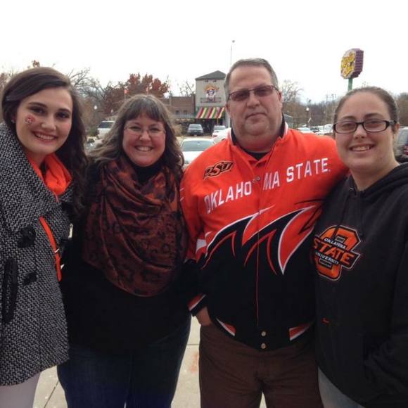 Meet your Posher, Jennifer - Picture 1 of 1